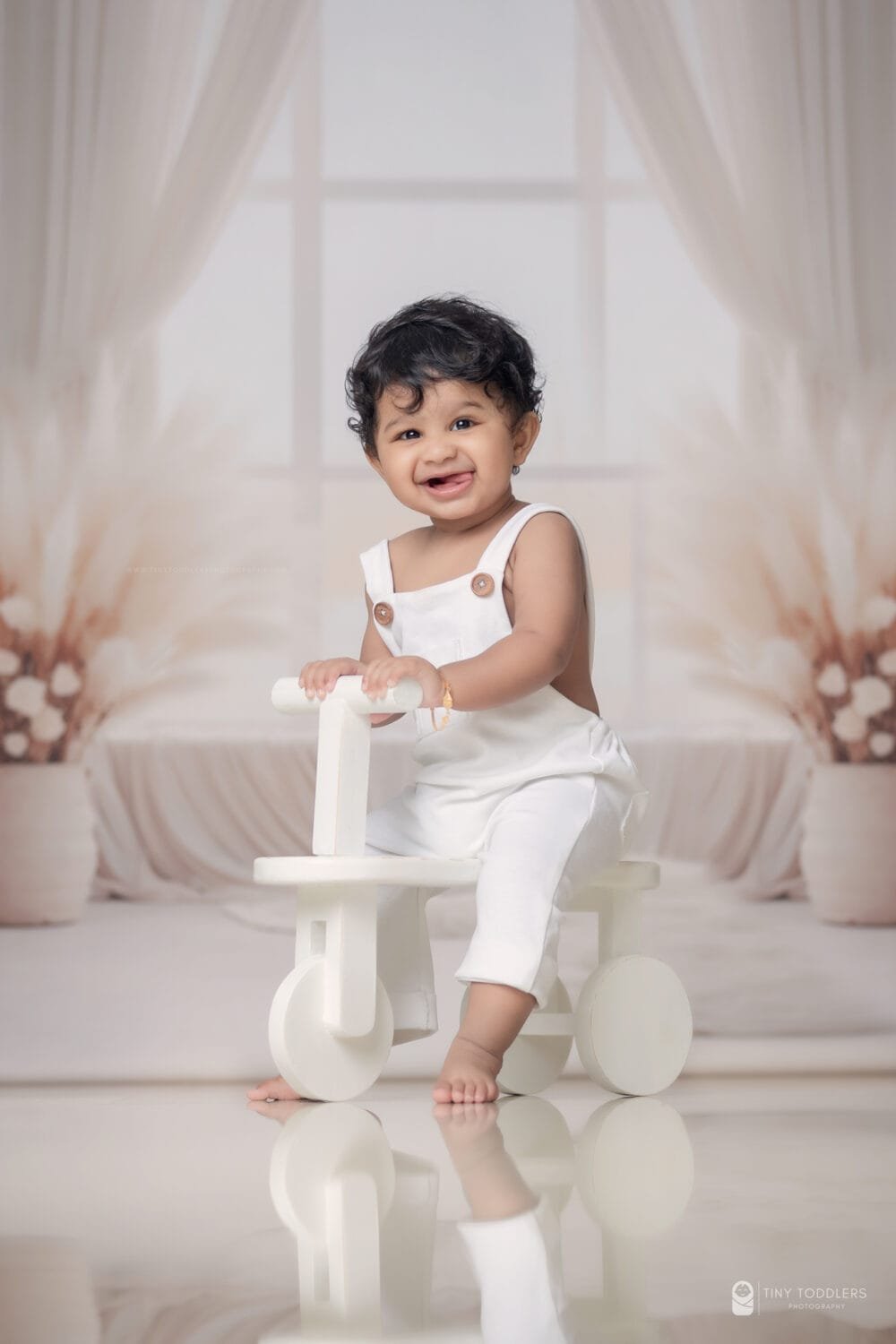 Best Outfit Ideas for Baby Photoshoot in Hyderabad